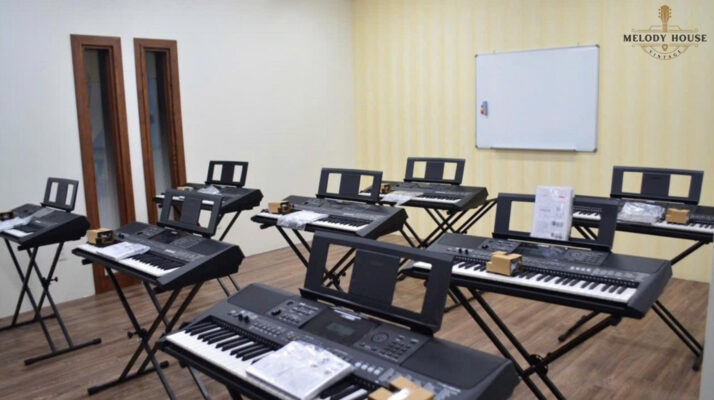 Học đàn Organ có dễ không? Giải đáp từ A-Z cho người mới bắt đầu 2 Học đàn Organ có dễ không? Góc nhìn cho người mới bắt đầu